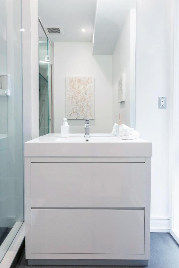 Elegant Downtown Home Toronto Ngoại thất bức ảnh
